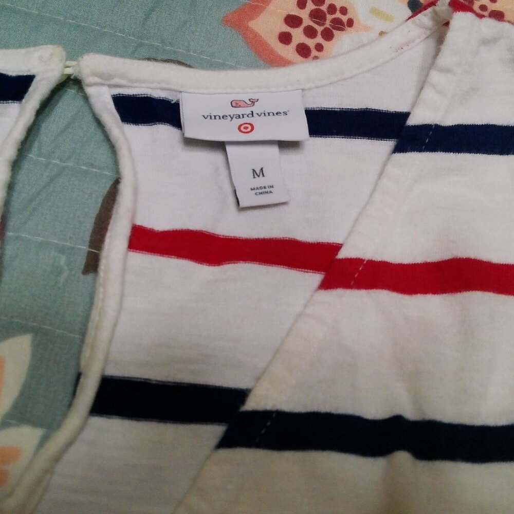 VINEYARD VINE ROMPER SIZE MED - Picture 4 of 5